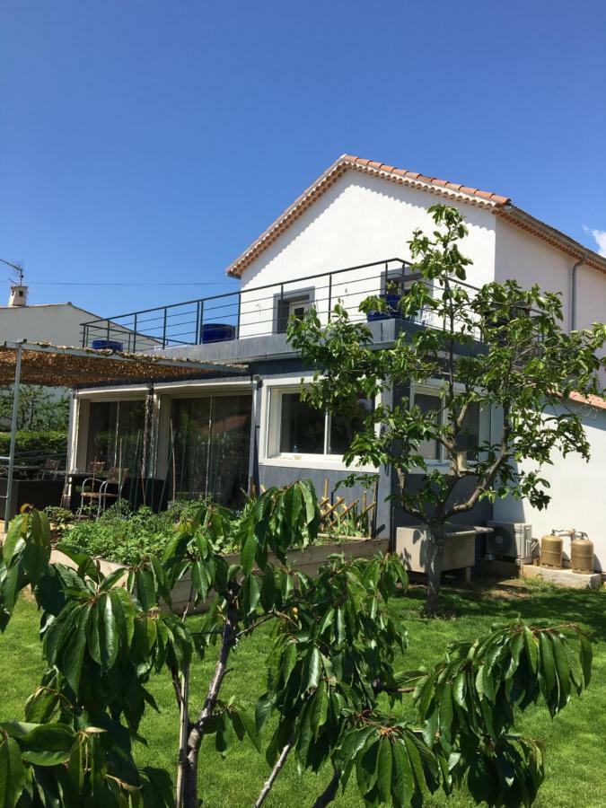 Au Domaine De Lea Apartment Hyeres Exterior photo